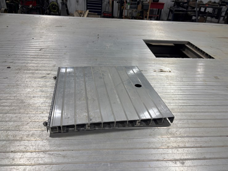 #2331-•-2022-chevrolet-5500-hd-flatbed-truck-image-57