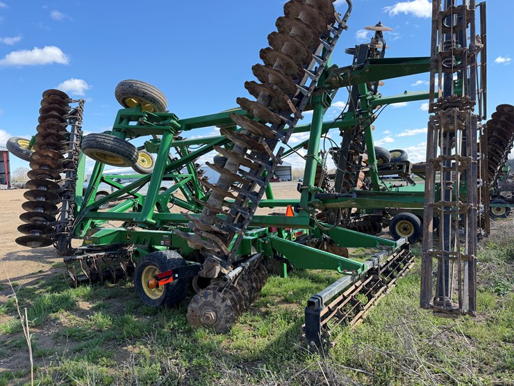 john-deere-2623vt-image-3