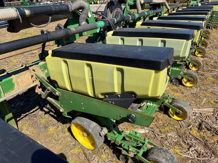 john-deere-1720-image-53