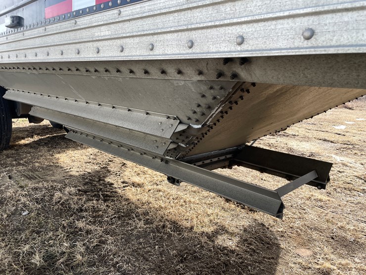 2016-timpte-42'-hopper-image-26