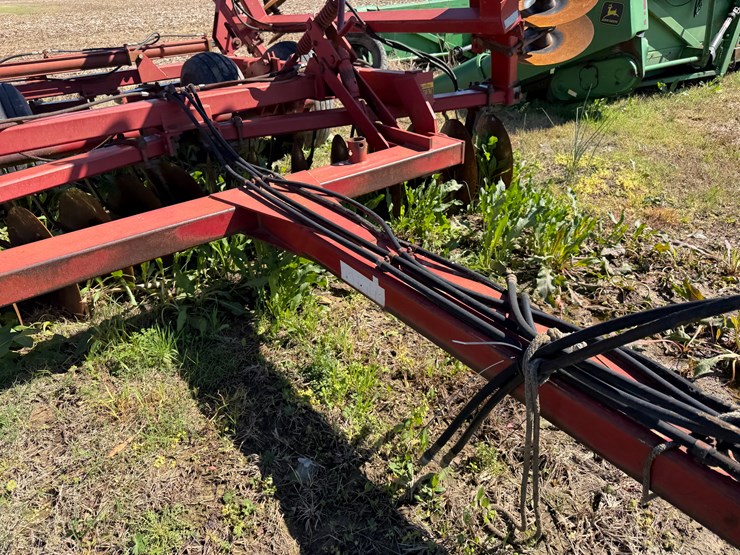 case-ih-3900dh-image-43