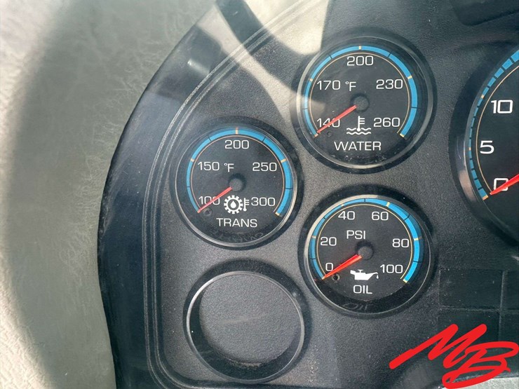 2008-international-7400-image-41