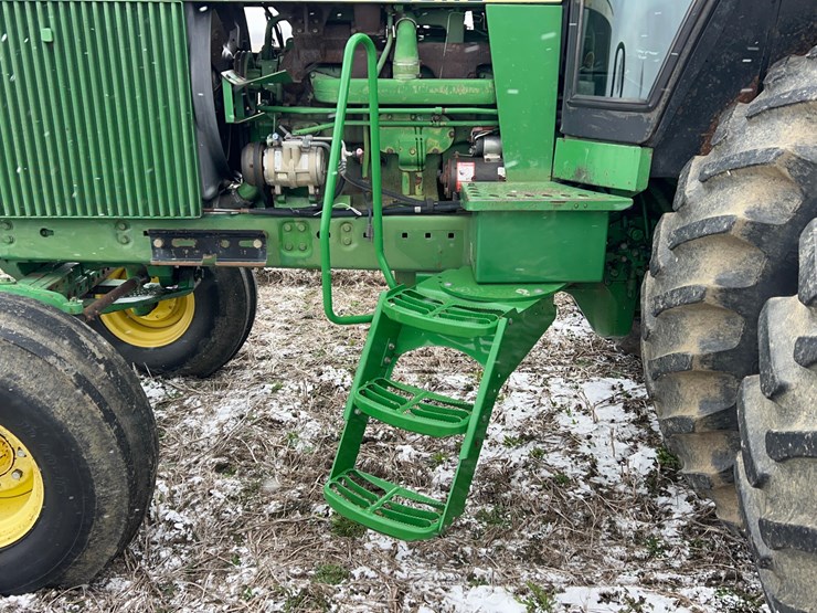 1983-john-deere-4450-image-31