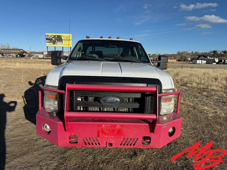 2010-ford-f350-image-2