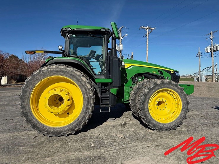 2023-john-deere-8r-340-image-19