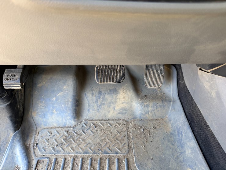 2017-ford-f150-image-45