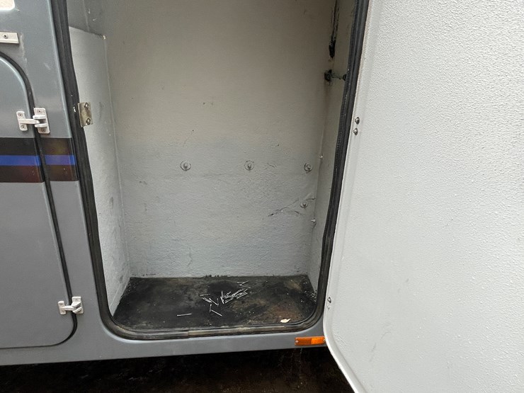 1995-gmc-topkick-image-21