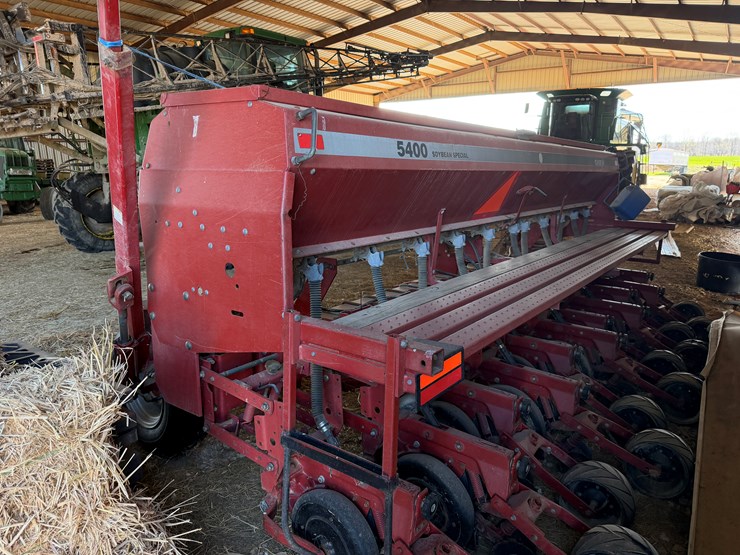 case-ih-5400-image-4