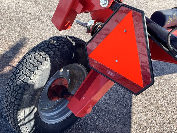 #1012-•-kuhn-(8)-wheel-speedrake-image-4