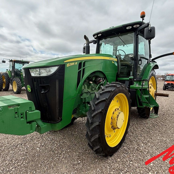 2013 JOHN DEERE 8285R