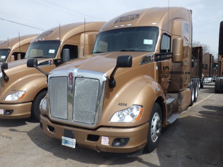 2022-kenworth-t680-image-1