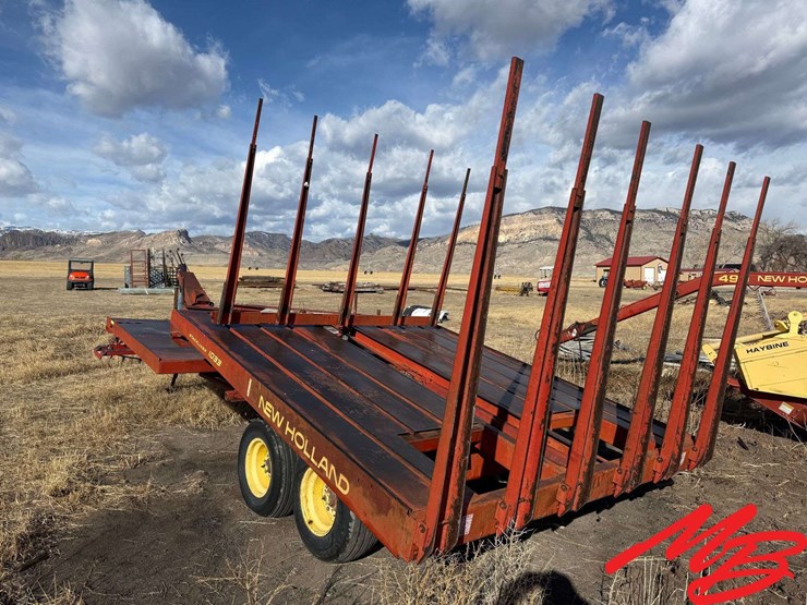 new-holland-1033-image-8