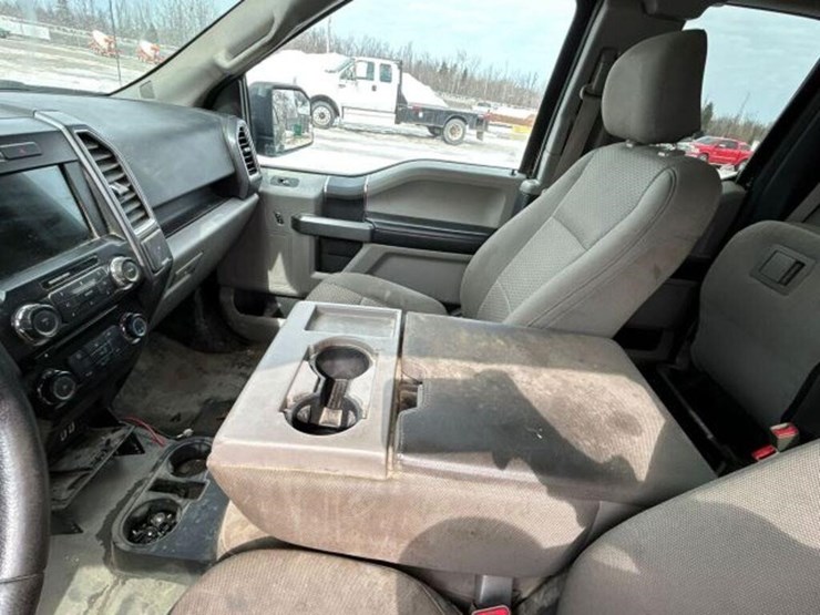 2016-ford-f150-xlt-image-21