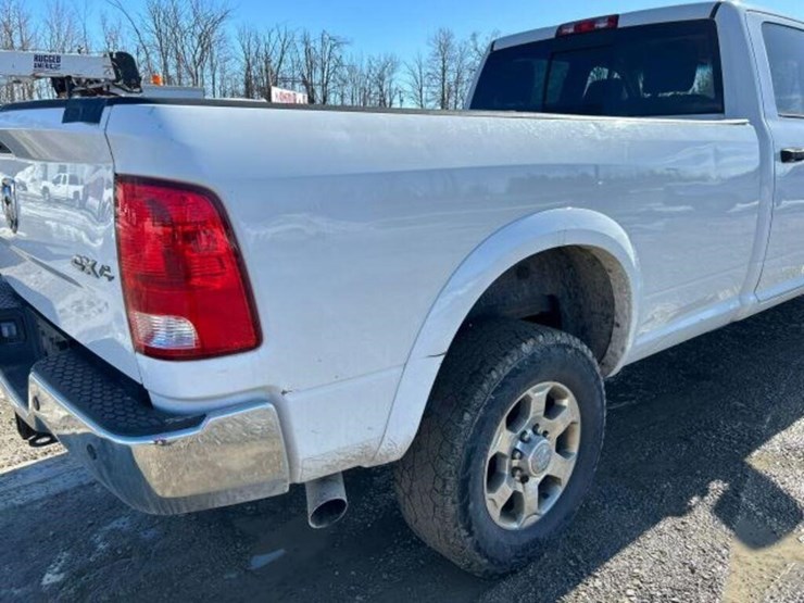 2018-ram-2500-hd-image-45