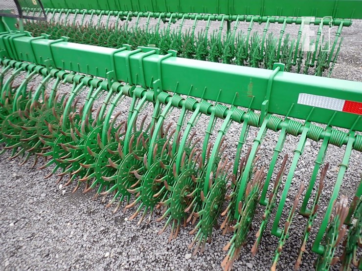 john-deere-400-image-3