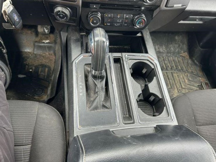 2017-ford-f150-xlt-image-13