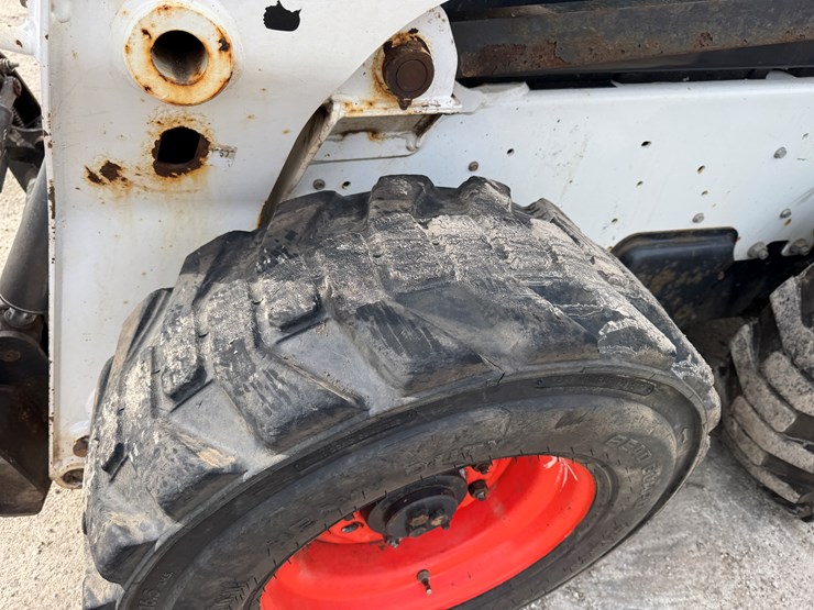 2019-bobcat-s650-image-28