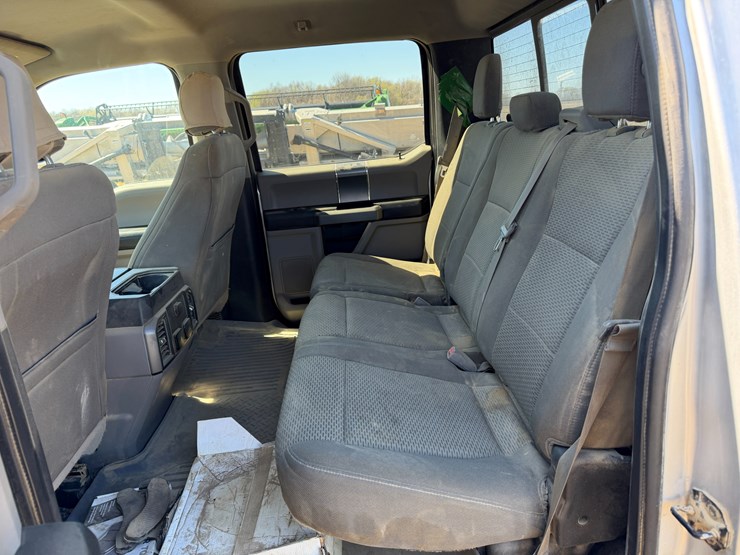 2017-ford-f150-image-42