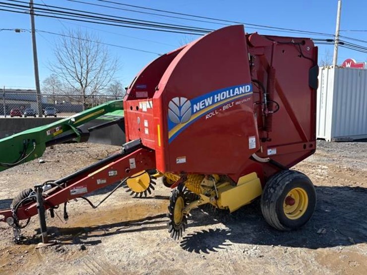 2014-new-holland-450-image-2