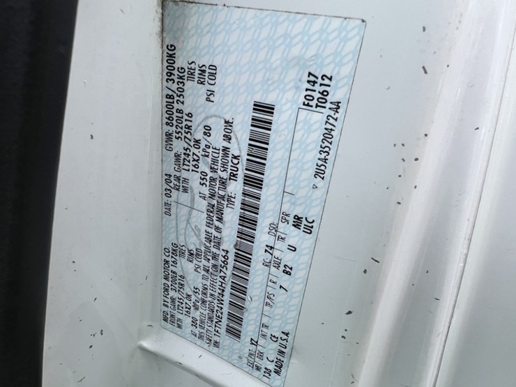 2004-ford-e250-image-10