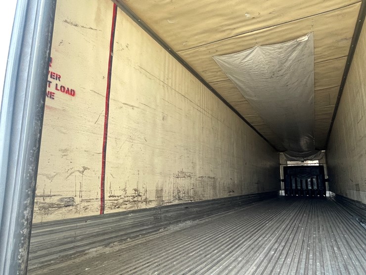 1999-utility-53'-image-38