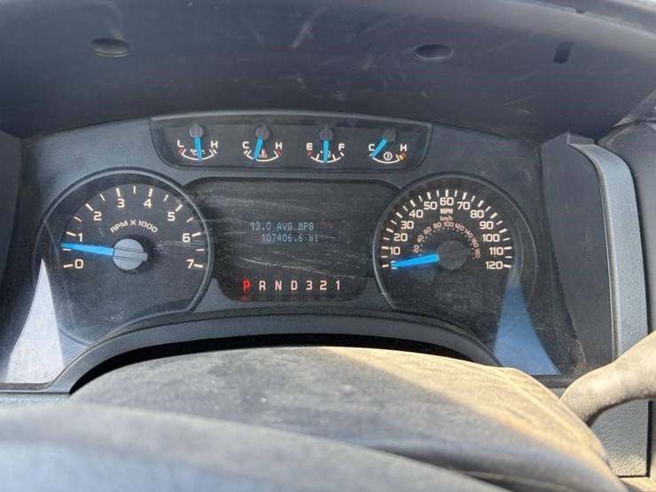 2013-ford-f150-xl-image-13