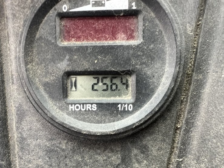 2010-polaris-ranger-ev-image-18