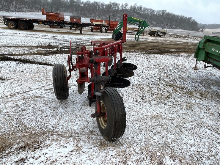 2004-international-720-image-6