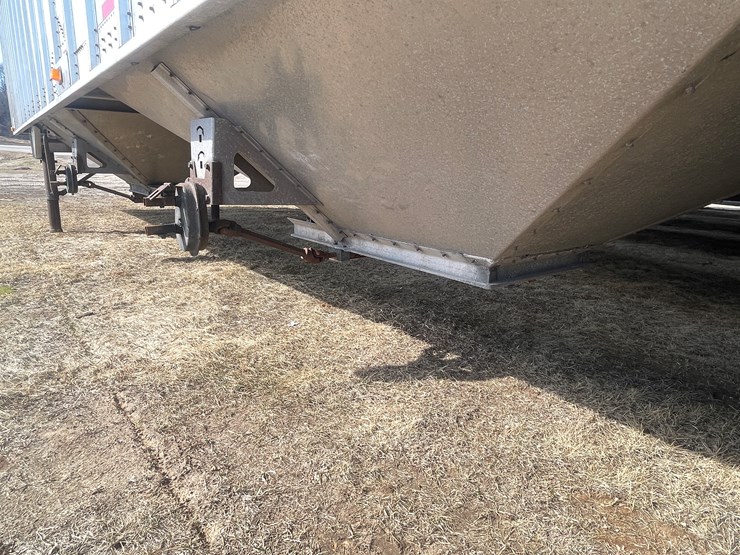 2000-cornhusker-hopper-image-18