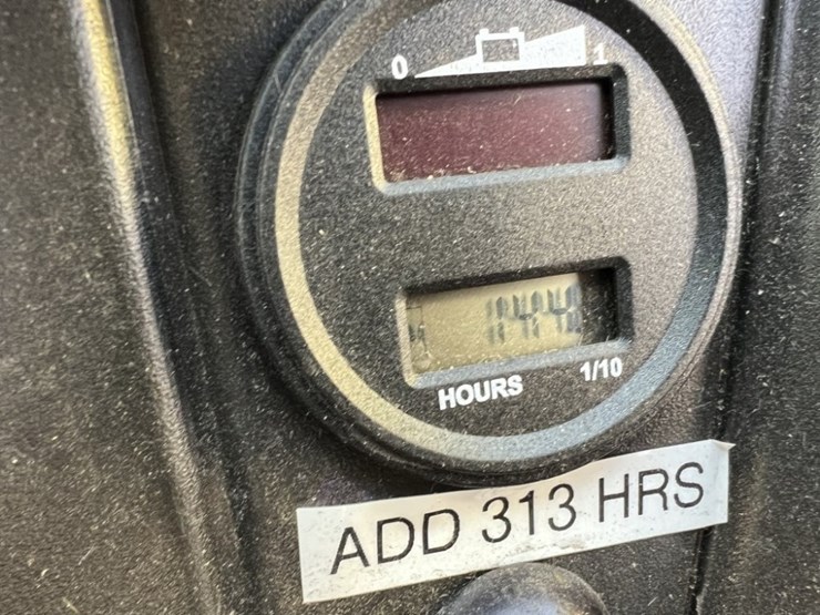 2011-polaris-ranger-ev-image-17