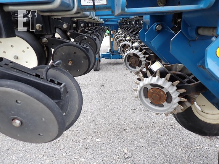 kinze-3600-image-12
