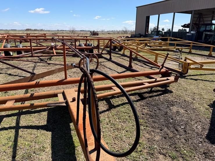 #41267-•-17'x45'-float-image-40