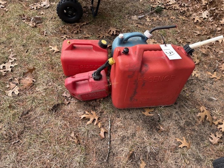 misc-gas-cans-image-2