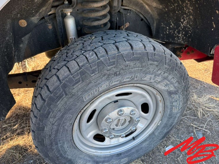 2010-ford-f350-image-22