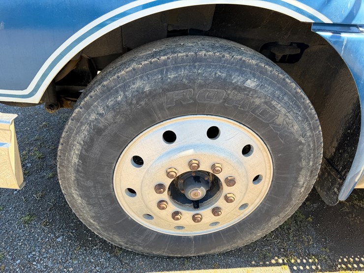 #42452-•-2007-international-l9427-daycab-truck-tractor-vin:-2hscnapr37c468369-image-9