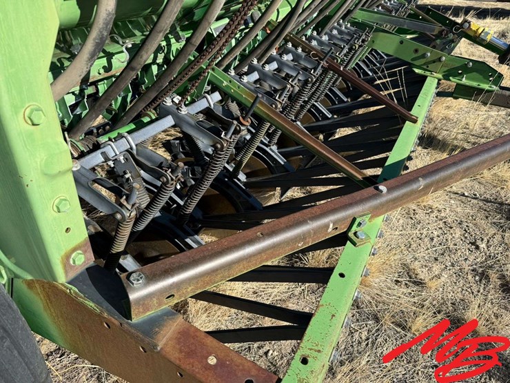 john-deere-8300-image-23