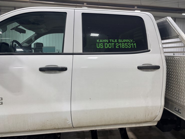 #2331-•-2022-chevrolet-5500-hd-flatbed-truck-image-10