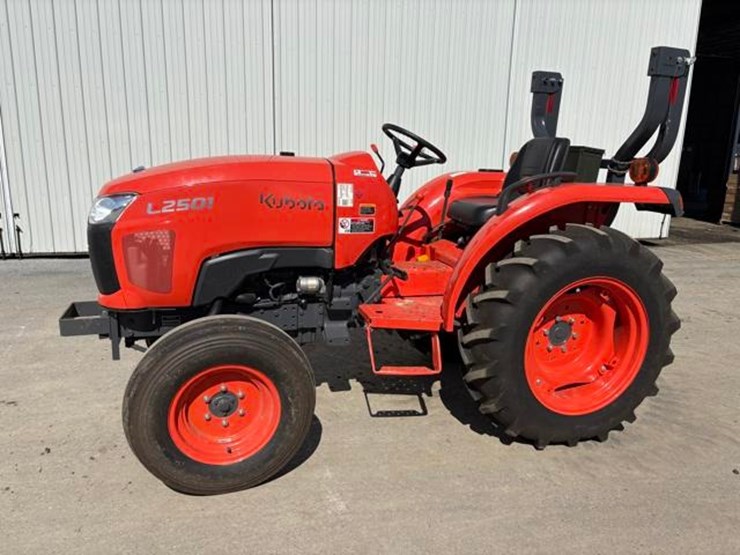 kubota-l2501-image-1