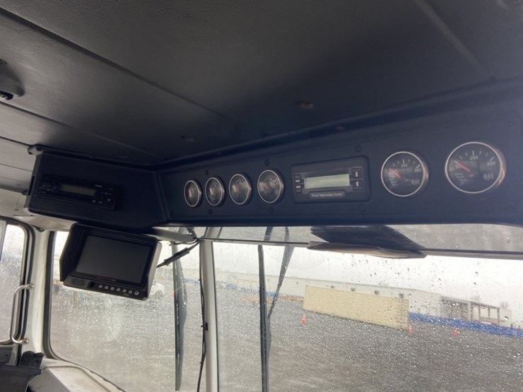 2010-autocar-xpeditor-image-14