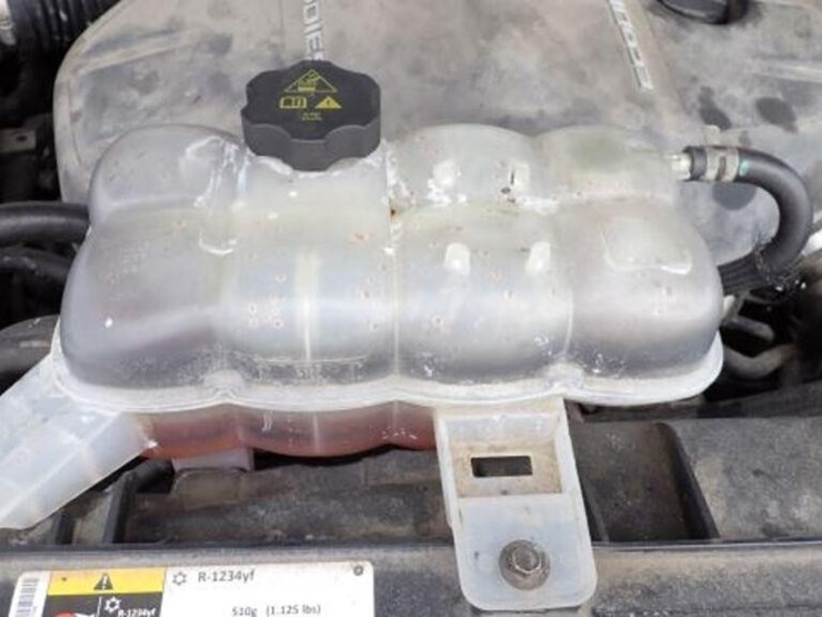 2018-ram-1500-laramie-image-50