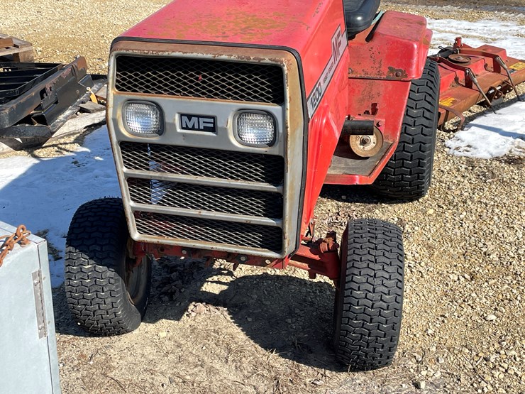 massey-ferguson-1200-image-10