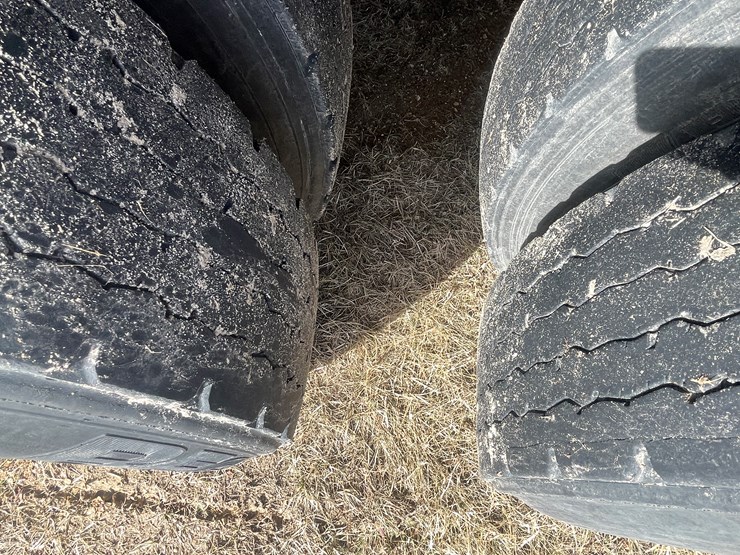 2000-cornhusker-hopper-image-22