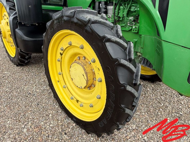 2013-john-deere-8285r-image-20
