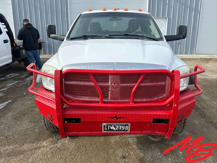 2010-dodge-ram-4500-image-9