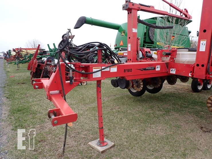 2007-white-8186-image-3