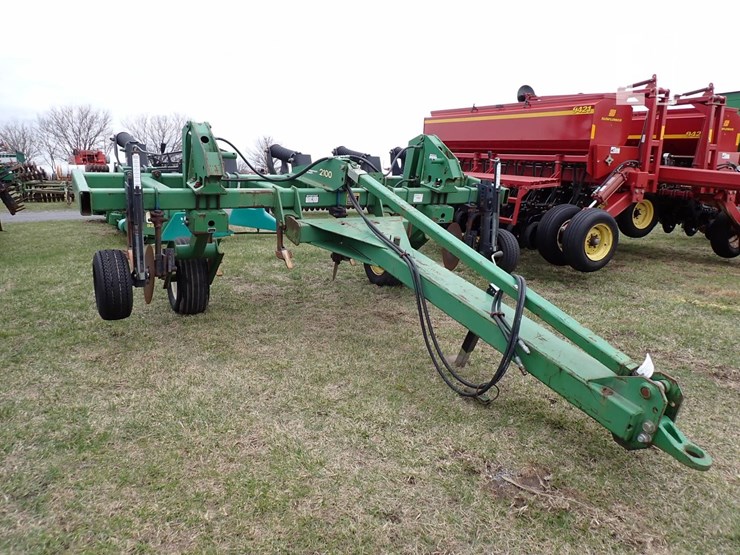 john-deere-2100-image-2