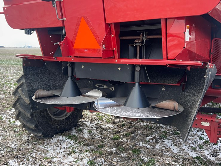 2008-case-ih-2577-image-32