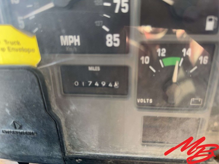 2000-international-4900-image-35