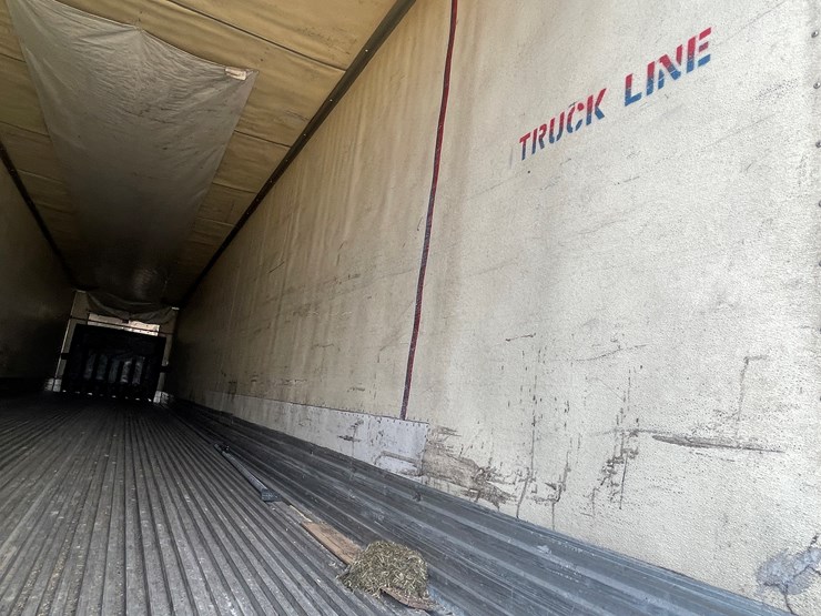 1999-utility-53'-image-39