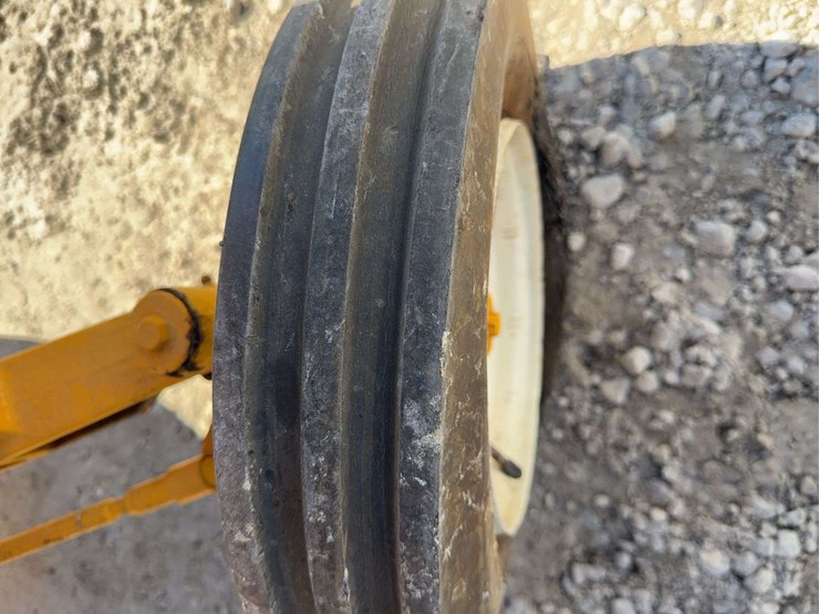 cub-cadet-100-image-16